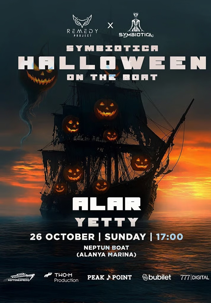 Хэллоуин на лодке в Алании: ночь ужаса и музыки на воде