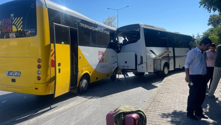 Alanya’da tur midibüsleri çarpıştı: 12 yaralı