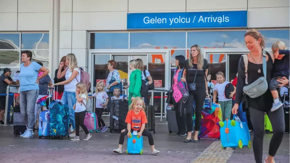 Antalya draws record number of foreign tourists