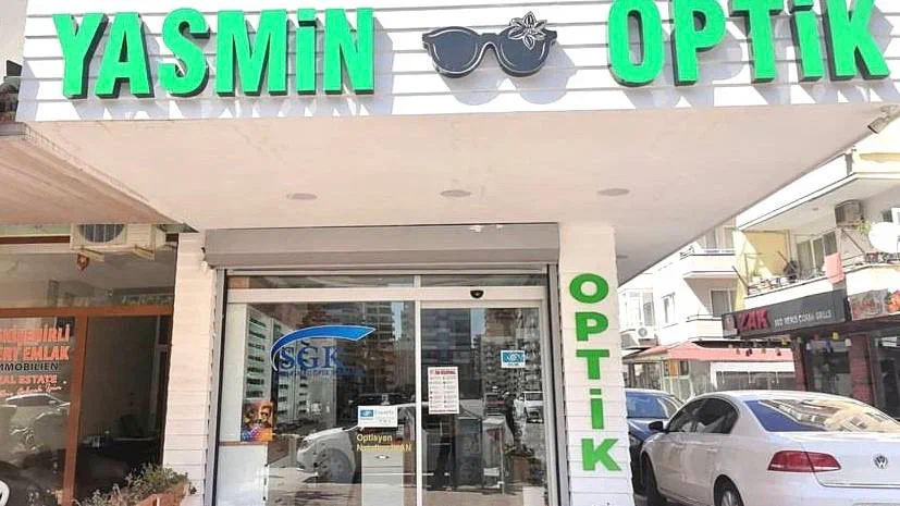 Yasmin Optik