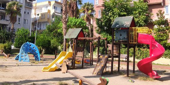 Playground Cumhuriyet, Palmiye Sk