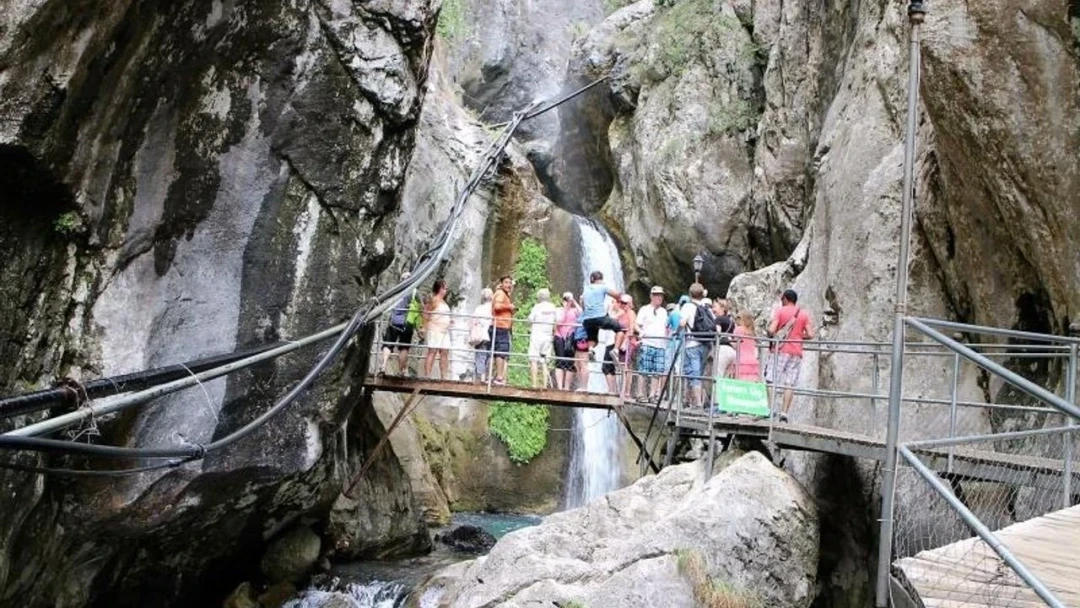Alanya’da büyük risk: Kimseye geçit yok, Mayıs’a kadar kapalı