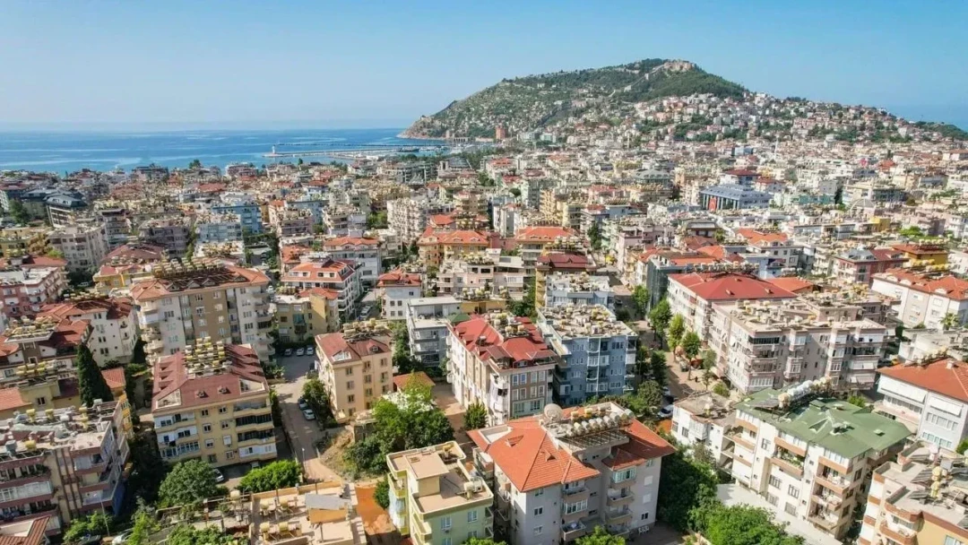 An interesting proposal in Alanya: We should shift to tourism real estate