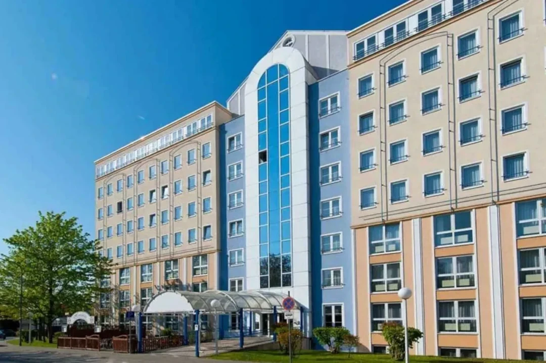 Hotel chain declared bankrupt: Owned 50 luxury hotels