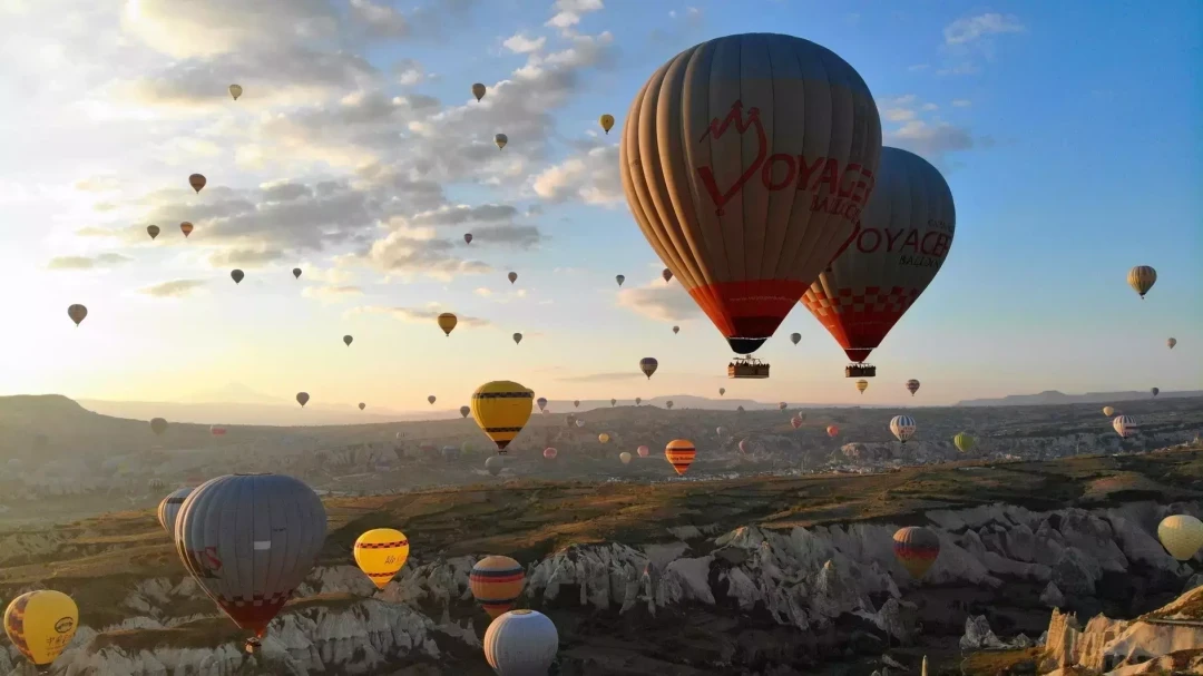 Türkiye leads in hot air balloon tours globally