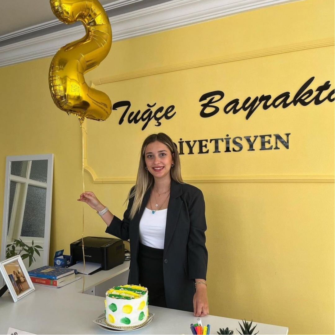 Diyetisyen Tuğçe Bayraktar