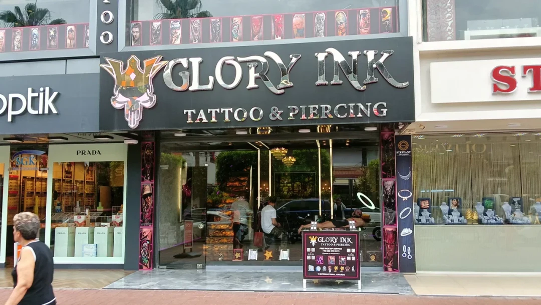 Glory ink