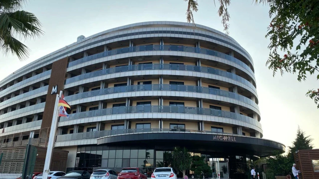 Michell Hotel