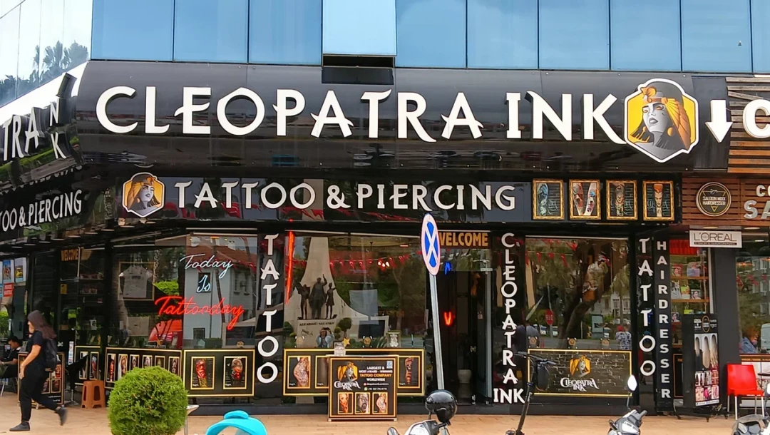 Cleopatra INK Centrum