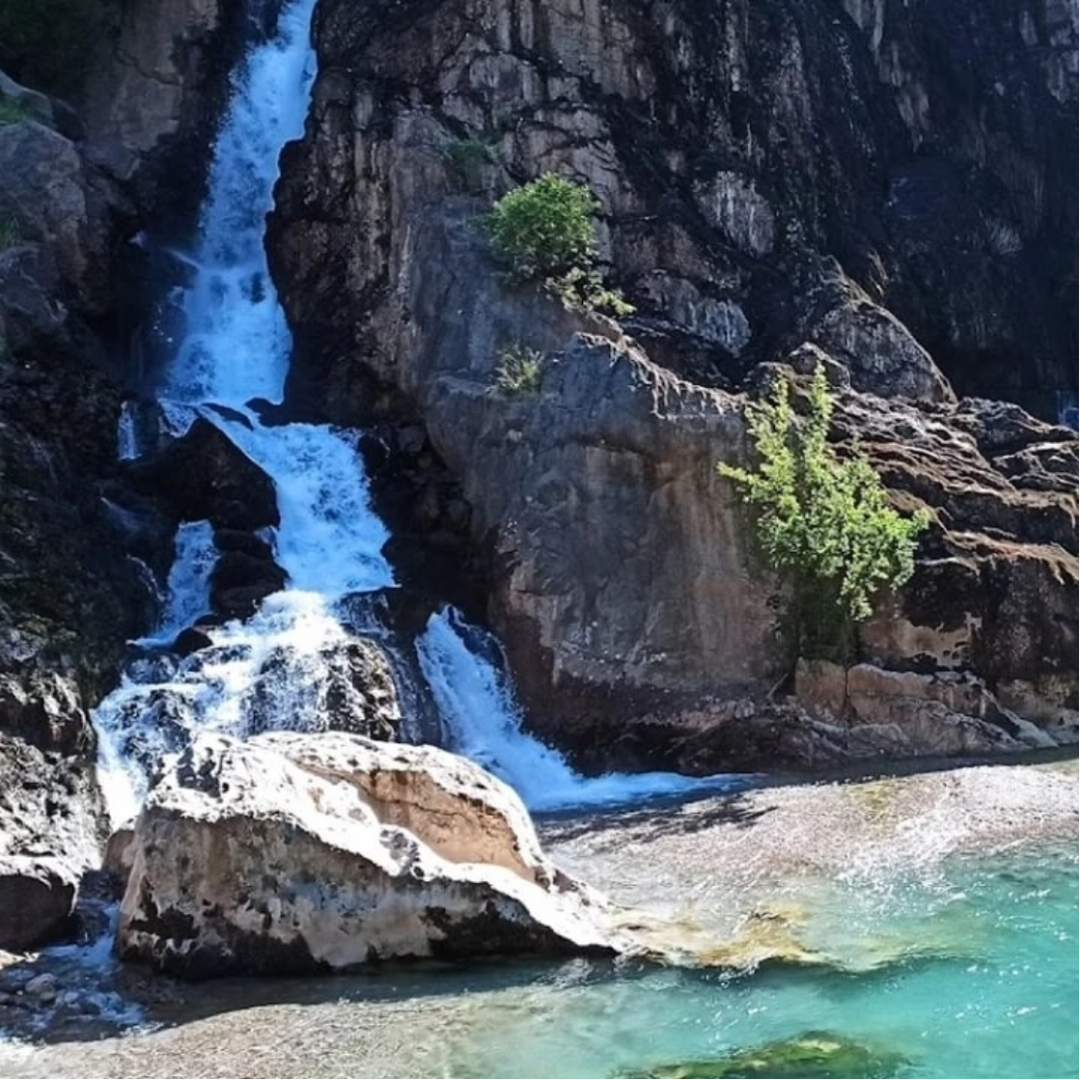 Uçansu водопад